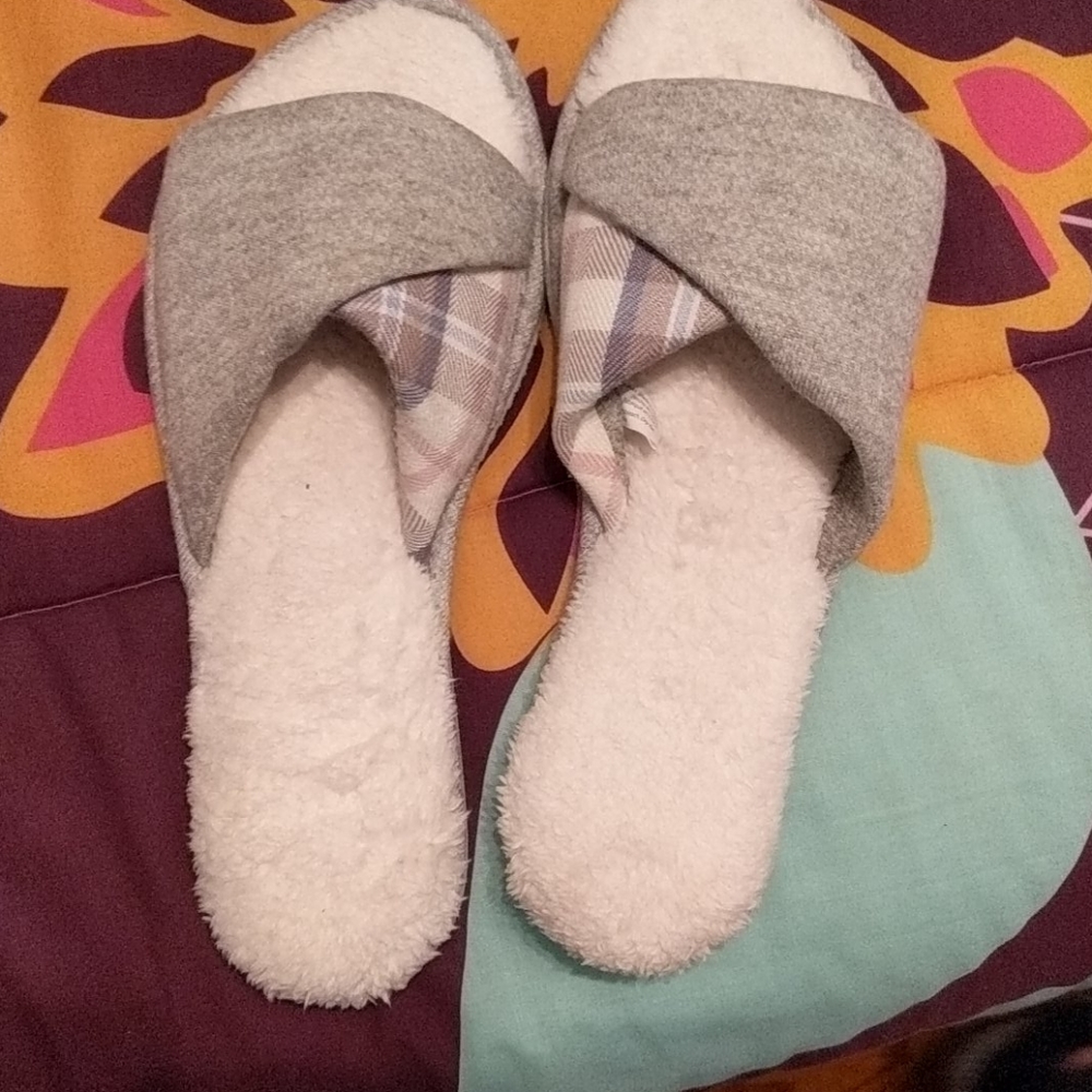 Slippers open toe